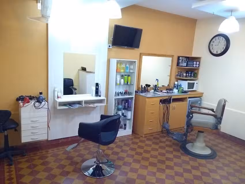 Mauro Su&aacute;rez peluquer&iacute;a y barber&iacute;a