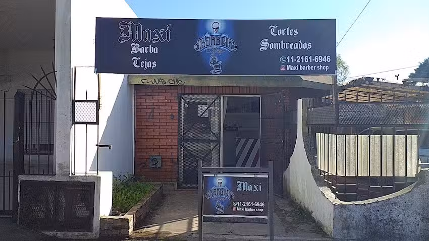 Maxi barber shop