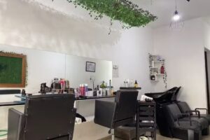 MB sal&oacute;n unisex