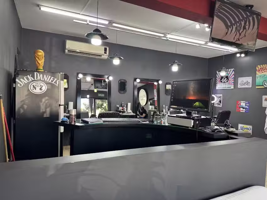 Mendoza Barber Maip&uacute;