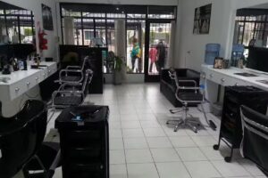 Mir & Nicol&aacute;s C. Peluqueria