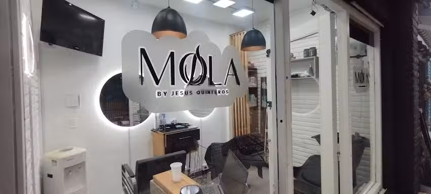 Mola by Jesus Quinteros peluquer&iacute;a