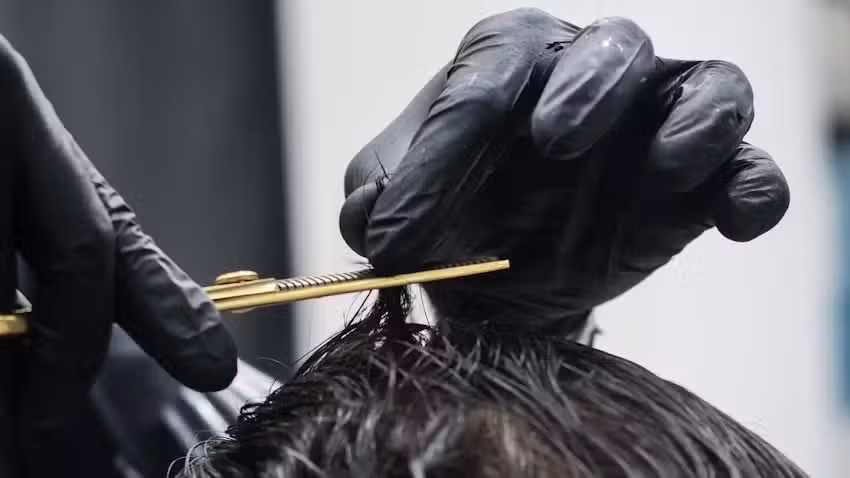 MONTI&rsquo;S Sal&oacute;n Masculino