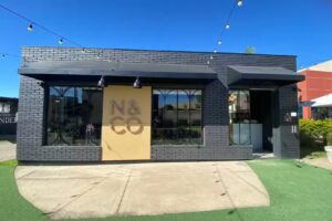 Nails & Co. &ndash; Fisherton Plaza