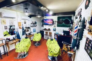 Navajo&rsquo;s Barber Shop