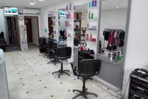 Nestor Luna Peluqueria