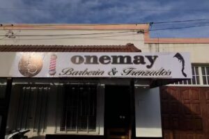 Onemay (Barber&iacute;a y Trenzados)