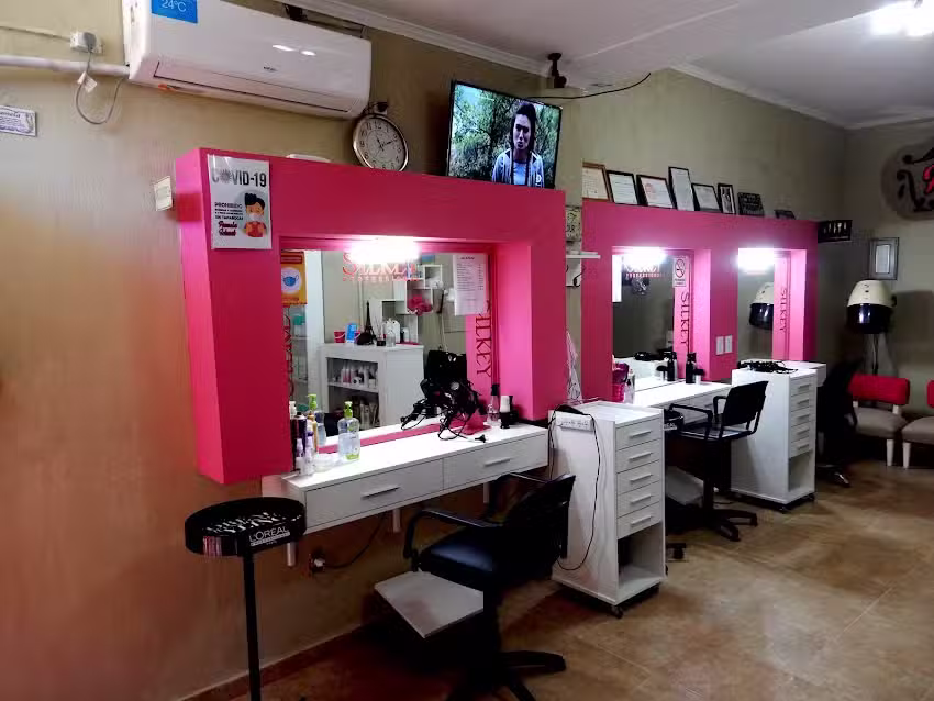 Pamela Schaab Peluquer&iacute;a/Barberia