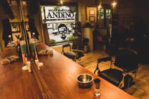 PELUQUER&Iacute;A ANDINO sal&oacute;n masculino