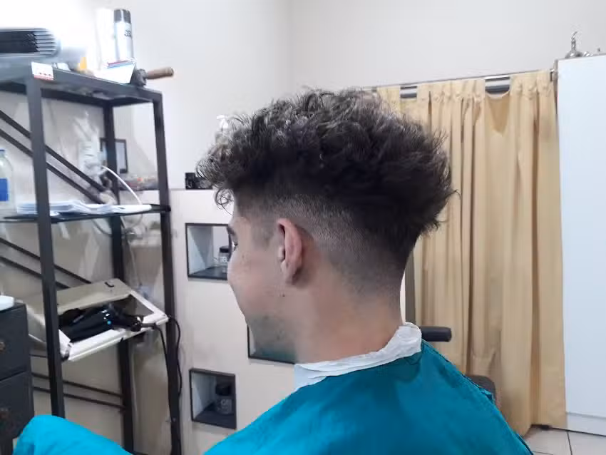 Peluqueria Ariel Sarome