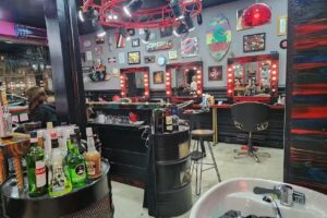 Peluquería & Barberia – CAMDEN STUDIO