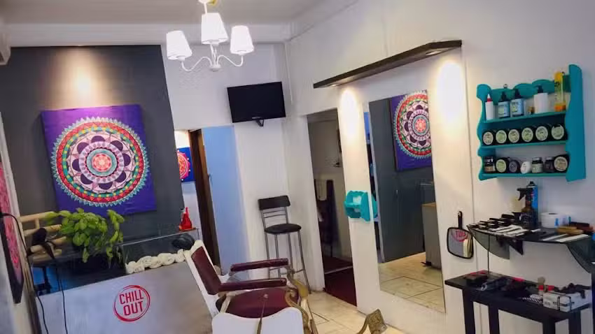 Peluquer&iacute;a & Barberia CHILLOUT