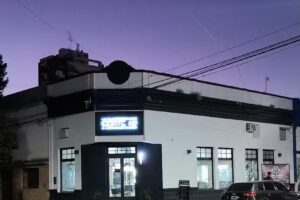 Peluqueria & Barberia CORTE 49