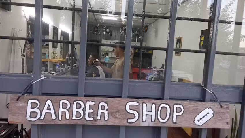 Peluqueria /barberia ESTILO LIBRE