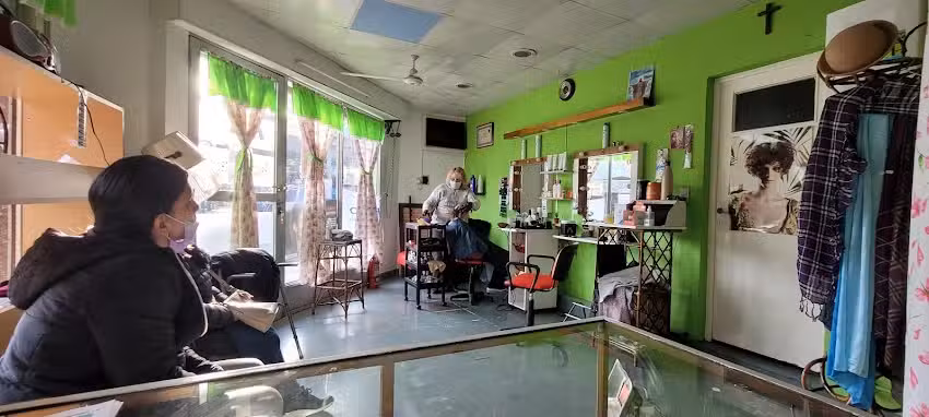 Peluquer&iacute;a & Barber&iacute;a Unisex