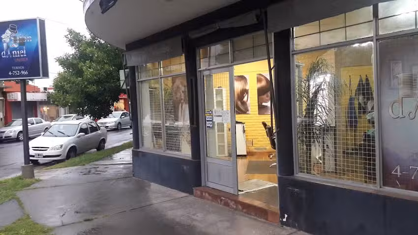 Peluqueria Daniel Unisex.