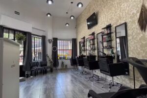 Peluquer&iacute;a FLOWERY flores