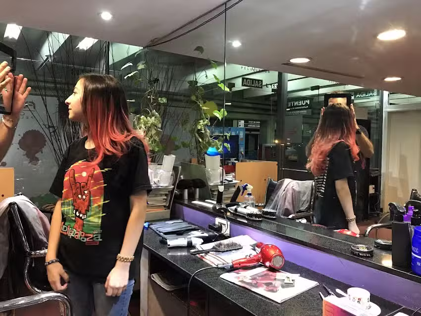 Peluqueria FUXIA