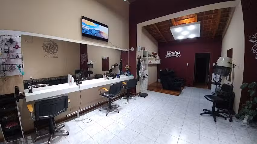 Peluqueria Gladys- peluqueria unisex y maquillaje-