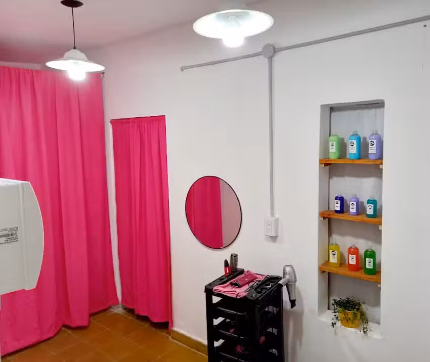 PELUQUER&Iacute;A HOLA BONITA