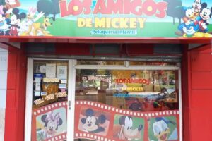 Peluquería Infantil Amigos de Mickey