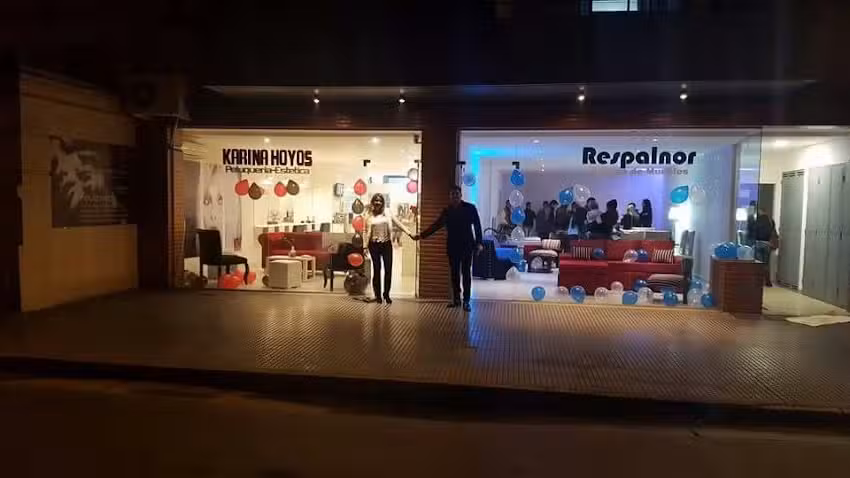 PELUQUER&Iacute;A KARINA HOYOS