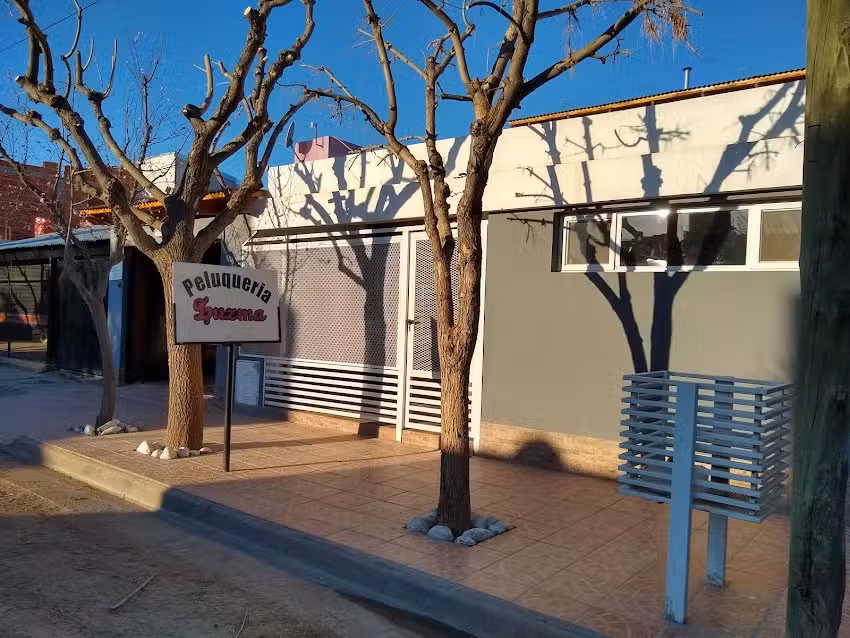 Peluquer&iacute;a Luzma