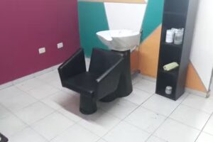 Peluqueria Manos de tijera