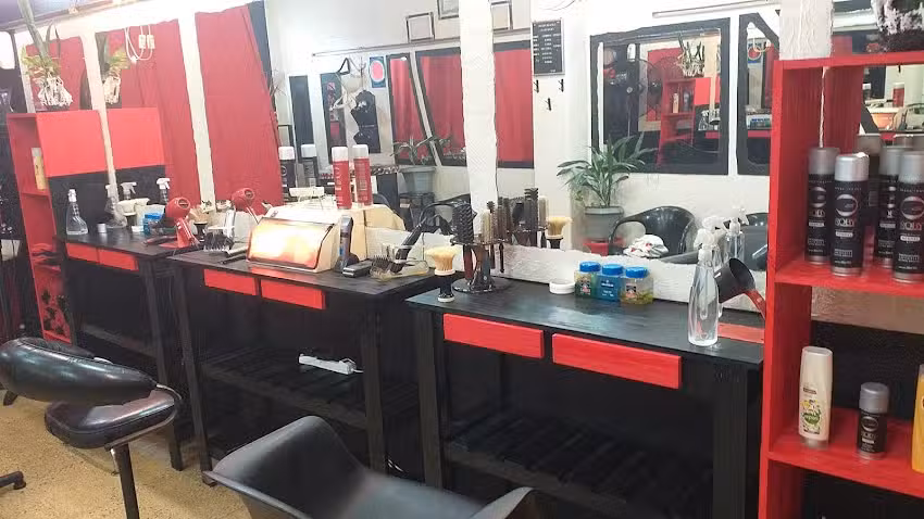 Peluquer&iacute;a Marcelo