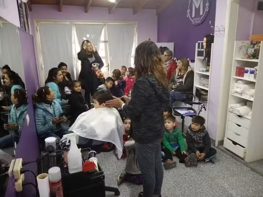 Peluquer&iacute;a Maria Victoria