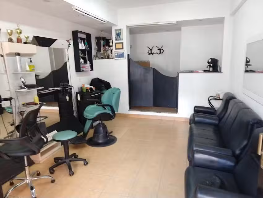 Peluquer&iacute;a Masculina*Barber Shop &ndash; H&eacute;ctor Placenti