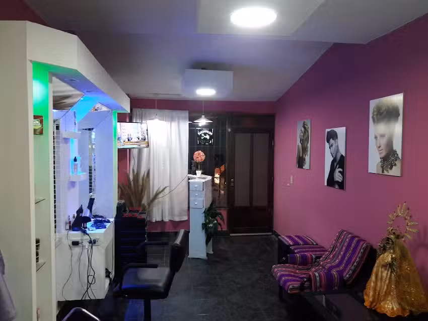 Peluquer&iacute;a Nazik