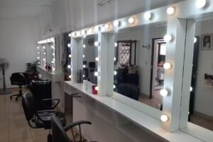 Peluquer&iacute;a OZKR SALVATIERRA