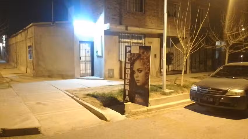 Peluqueria Roxi Unisex