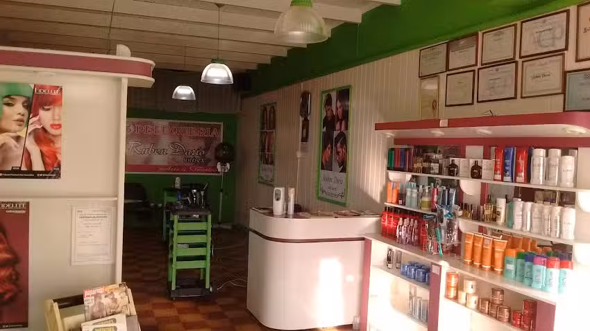 Peluquer&iacute;a &ldquo;Rub&eacute;n Dar&iacute;o&rdquo;