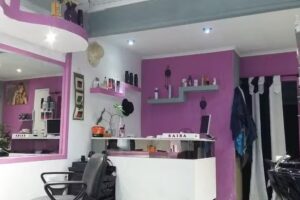 PELUQUER&Iacute;A SAIRA