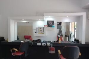 Peluquer&iacute;a Sal&oacute;n Estilista Unisex