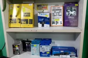 Peluquer&iacute;a Tomy Anexo venta de accesorios para celulares