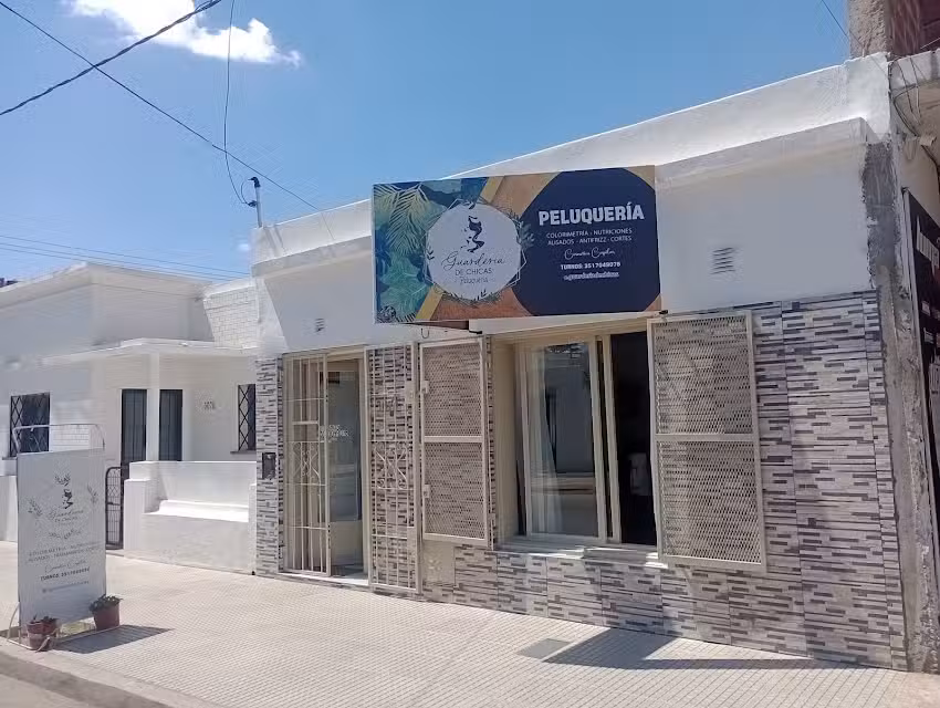 Peluquer&iacute;a Unisex Guarderia de chicas