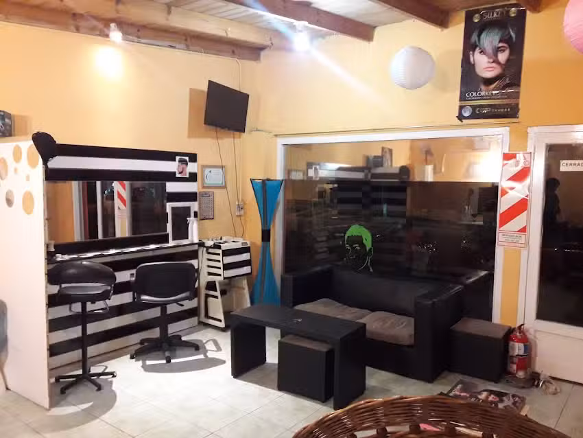 Peluquer&iacute;a unisex KAYROS