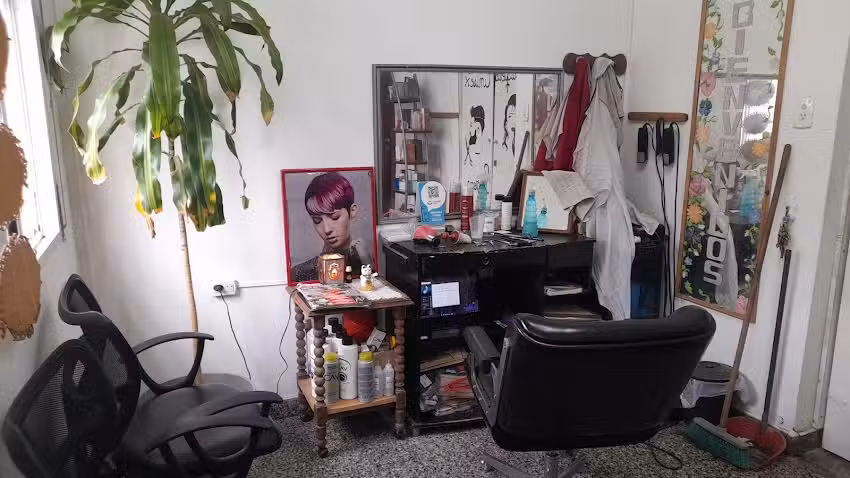 PELUQUERIA UNISEX LORENA