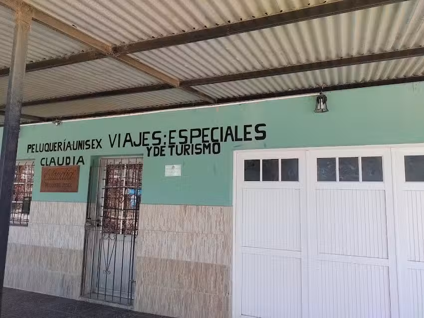 Peluquer&iacute;a Unisex y Agencia d Viajes Claudia