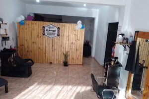 Peluquer&iacute;a y barber&iacute;a El Angel