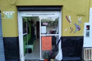 Peluquer&iacute;a y Barberia el Isle&ntilde;o