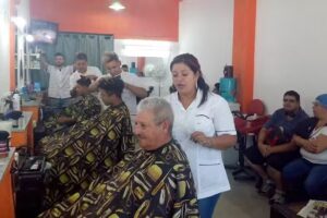 Peluquer&iacute;a y barber&iacute;a Fabio Amarilla