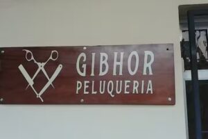 Peluquer&iacute;a y Barber&iacute;a Gibhor