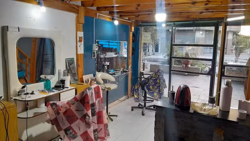 Peluquer&iacute;a y Barber&iacute;a JF