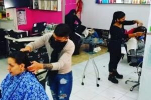 PELUQUER&Iacute;A Y BARBER&Iacute;A Juliano RH