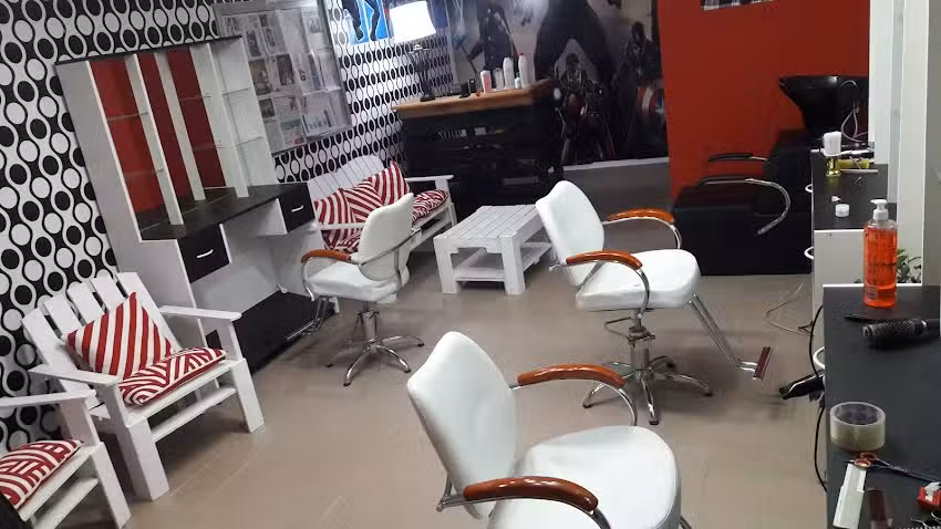 PELUQUERIA Y BARBERIA S&S