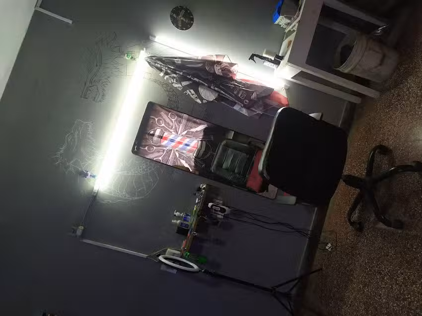 peluquer&iacute;a y barber&iacute;a Tirando facha 📍